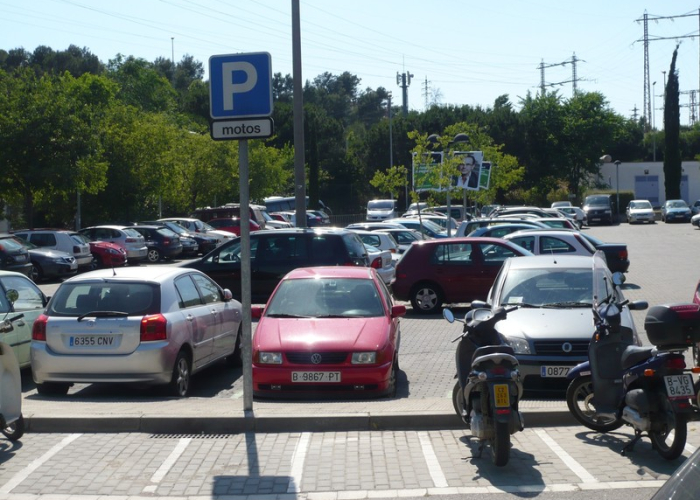 El aparcamiento de la estación de Valldoreix